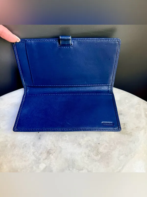 Vintage Coach Blue Leather Turnlock Checkbook Wallet Contrast Stitching - Image 12