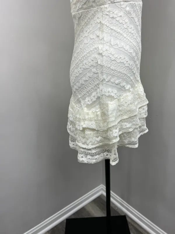 Cream Lace Dress - Image 10