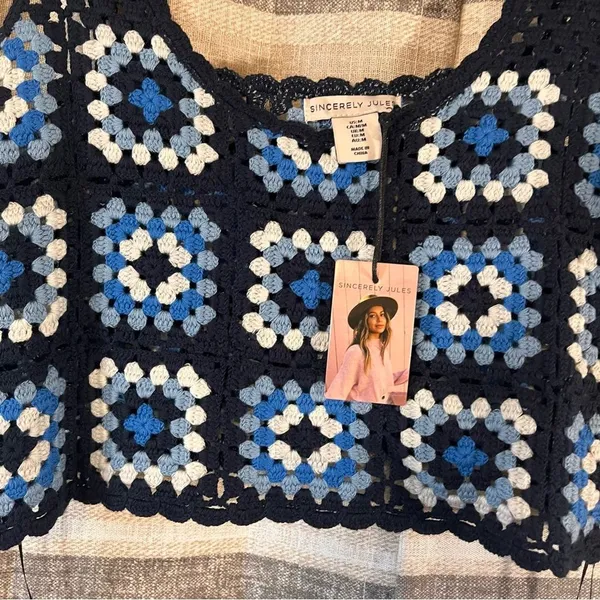 Sincerely Jules Blue‎ Crochet Crop Top Size Medium Blue - Image 3
