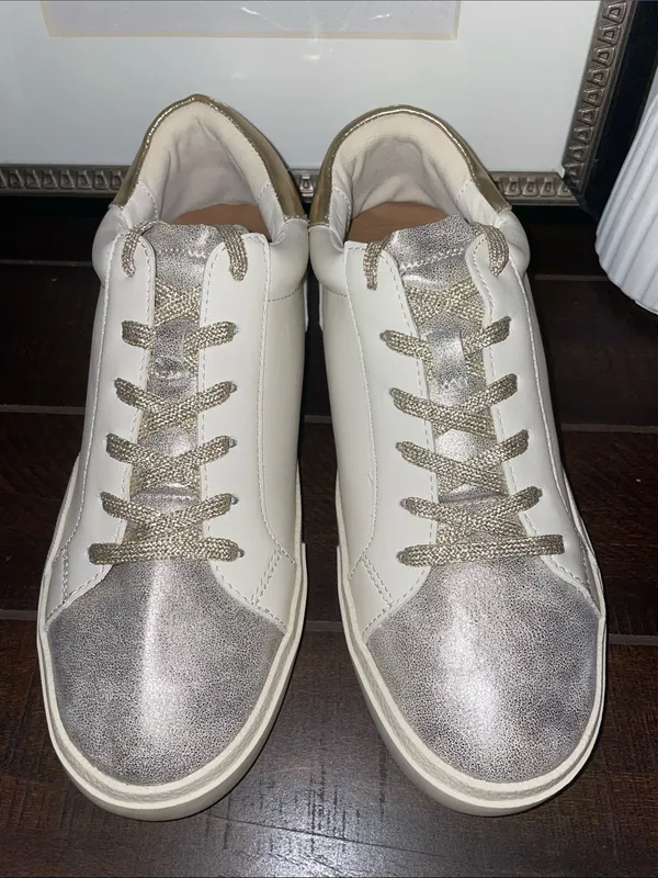 DV Dolce Vita Helix Leather Sneakers Dusty Gold Size 9.5 - Image 3
