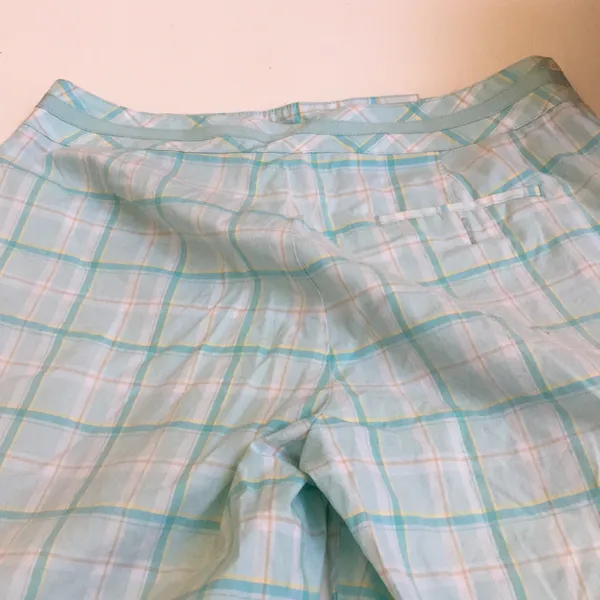 FINAL MARKDOWN Ladies ep pro golf shorts 6 - Image 5