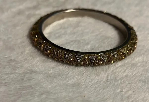 Beautiful Rhinestone Statement Bracelet Bangle Gold - Image 2