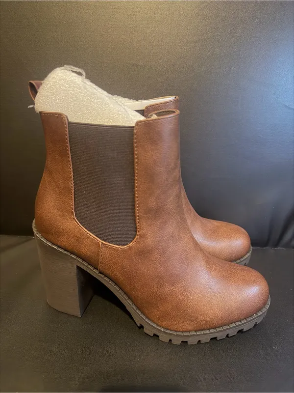 Brown Heeled Chelsea Boots - Image 2