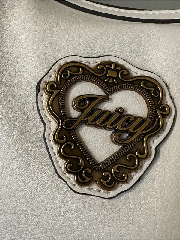Juicy Couture White Hobo Bag with Heart Emblem In Her Juicy Era Soft White - Image 2