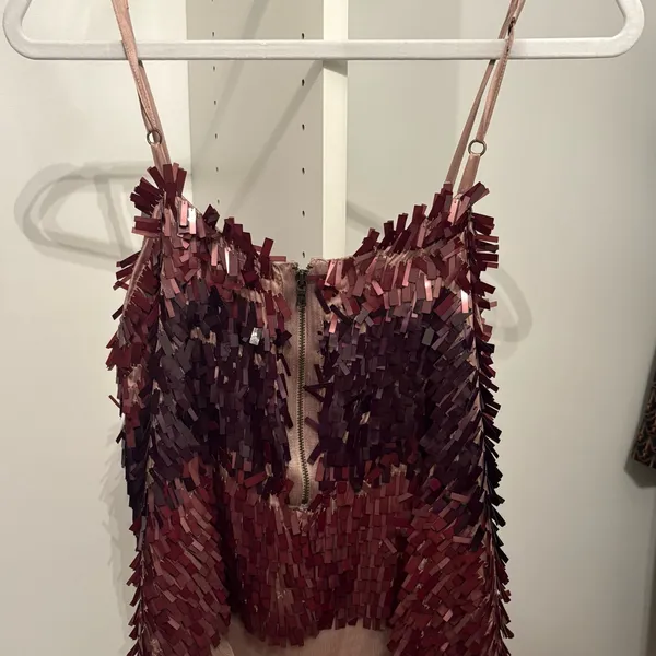 Alice + Olivia Audra rectangle top - Image 4