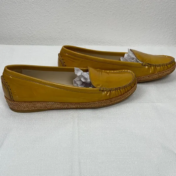 Stuart Weitzman Mustard Yellow Loafers Size 7 M - Image 4