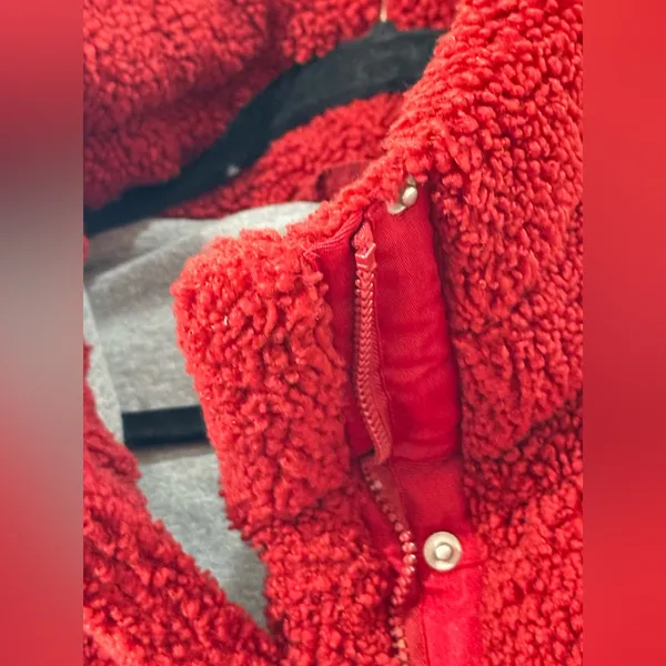 Abercrombie & Fitch Red Teddy Puffer Jacket - Image 5