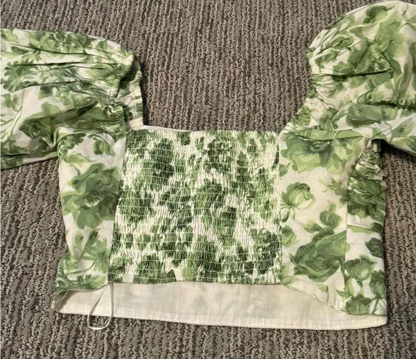 Abercrombie & Fitch Cropped Floral Top - Image 5