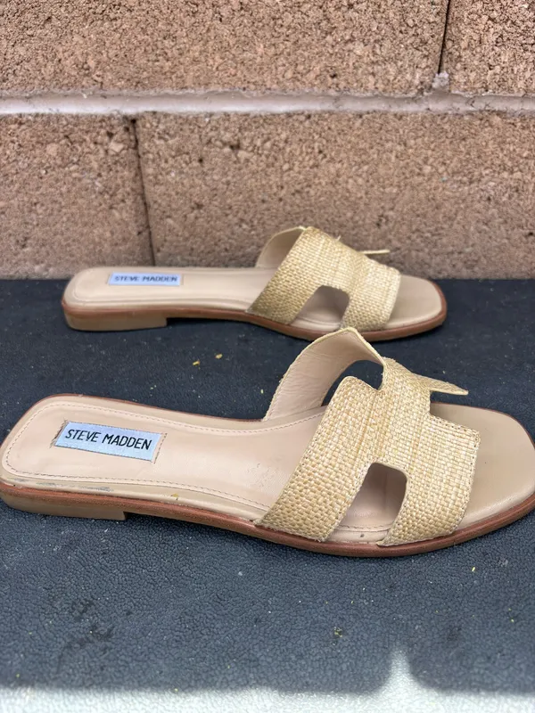 Steve Madden Women’s Beige/Tan Woven Slide Sandals Slip-On Open Toe Flat 8.5 - Image 3