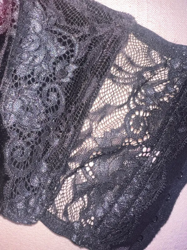 Victoria's Secret Beautiful Vintage Velvet & Lace Bustier - Image 3