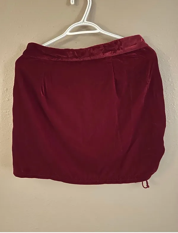 Free People Women's Red Velvet Mini Skirt Ruched Drawstring Accent Size 12 - Image 3