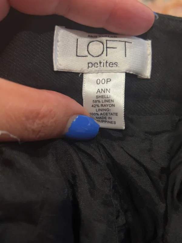 LOFT Petites Black Linen Blend Bermuda Shorts Size 00P - Image 4