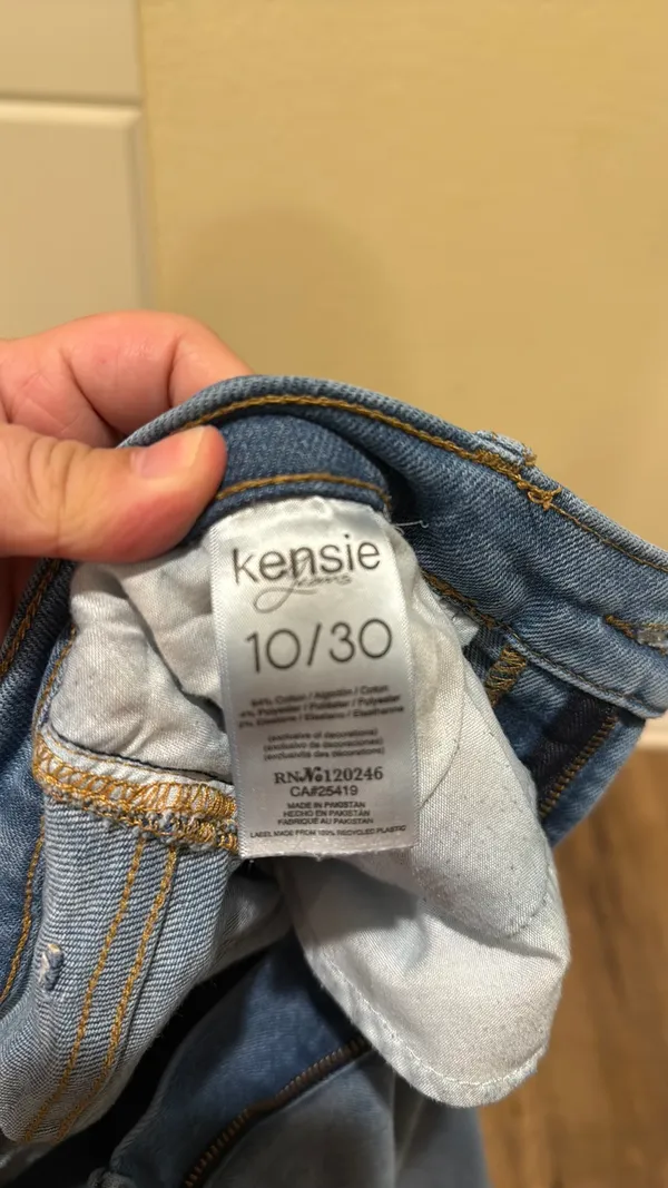 Kensie Luxe Vintage Jeans - Image 4