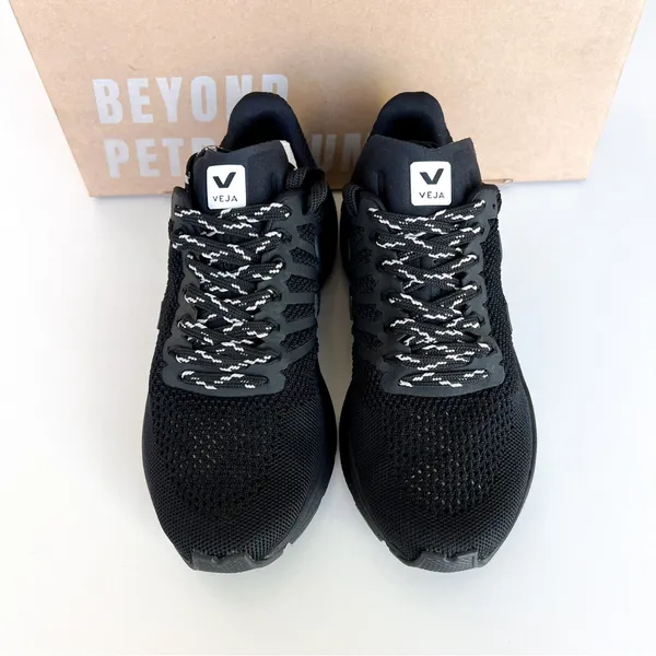 Veja Marlin V-Knit Sneakers Tennis Shoes in Full Black NIB - Image 5