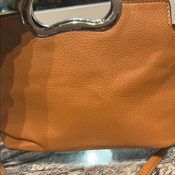 Tahari Tan Leather Women's Bag - Image 5
