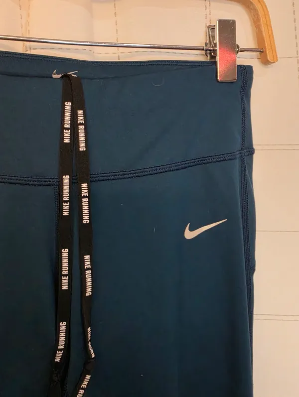Nike DRI-FIT Capri Active Legging - Image 6