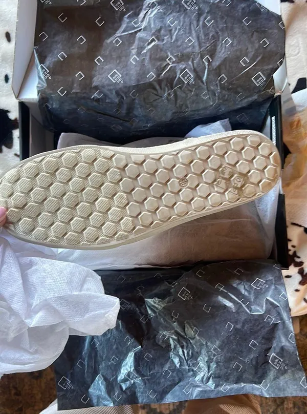 Boutique Roxanne Bone Sneaker - Image 2