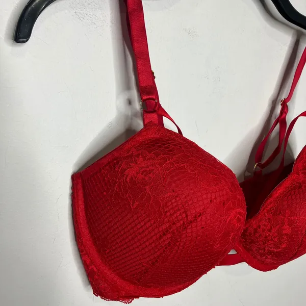 Victoria's Secret red lace strappy very sexy Push up bra women's‎ size 36DD - Image 2
