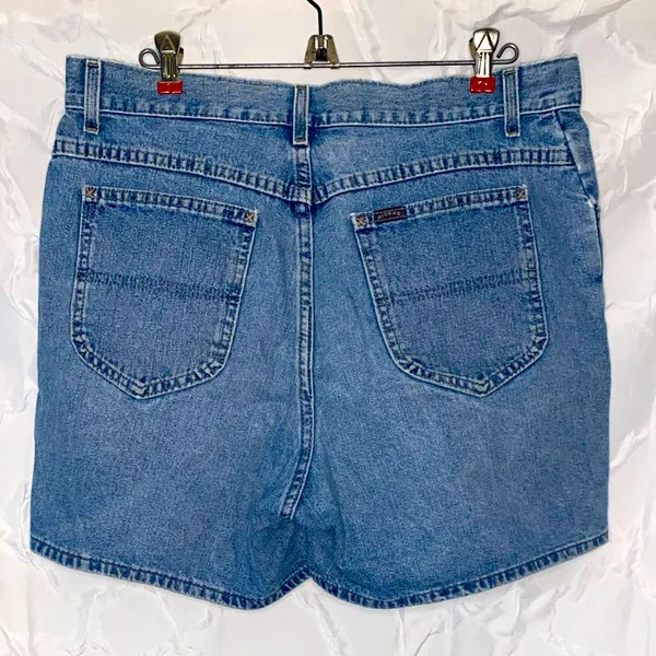 Riders By Lee Mom Shorts Blue Denim Women's Y2K Size 30 Medium Wash Distressed - Image 2