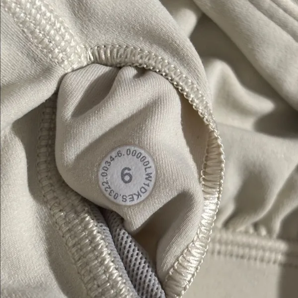 Lululemon Align High-Neck Tank Top *Light Support - Image 4