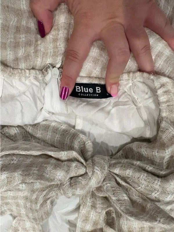 Blue B Romper Size L - Image 3
