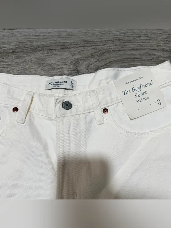 Abercrombie & Fitch ‘The Boyfriend Short’ Mid-Rise White Size 12 - Image 4