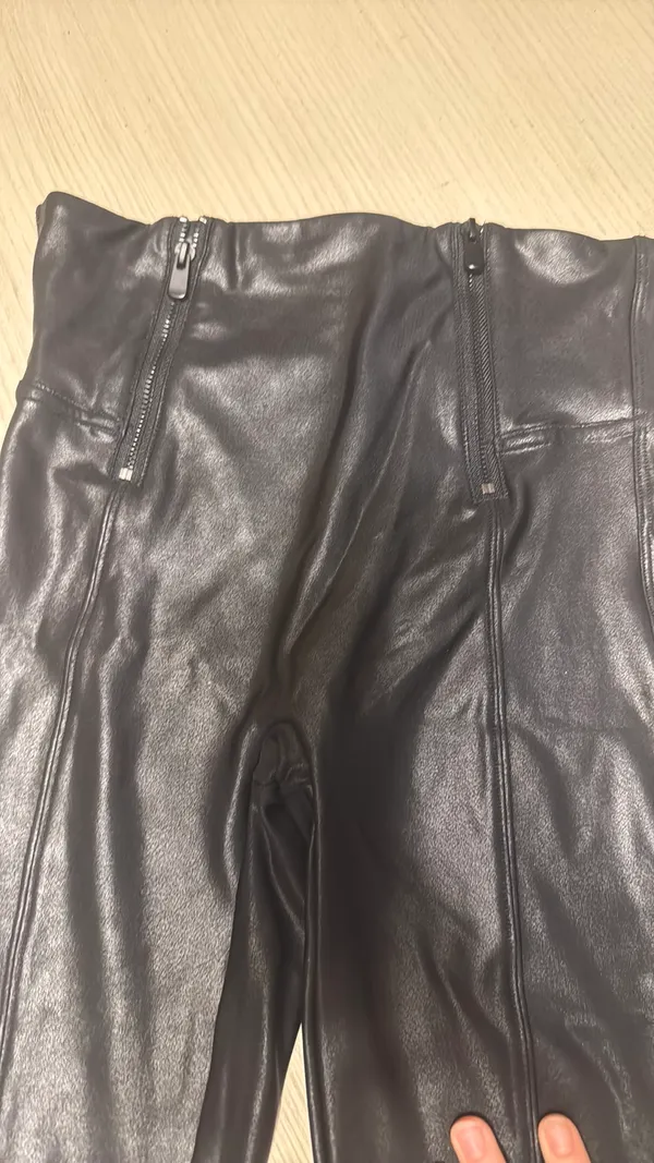 Spanx Black Leggings - Image 2