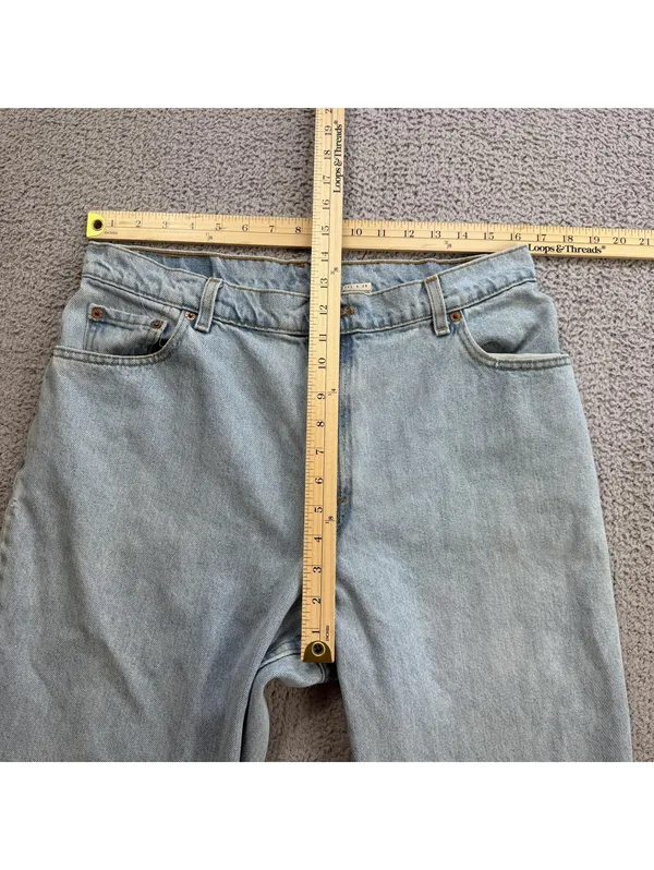 Vintage 90s Levis 550 Relaxed Fit Tapered Leg Jeans USA Made Light Wash Women 33 - Image 3