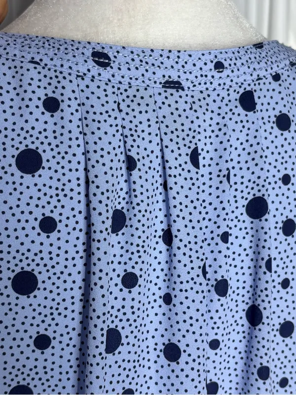 Talbots Light Blue And Navy Sleeveless V-Neck Polka Dot Tunic Size M - Image 7