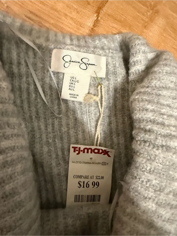 Jessica Simpson Gray Ribbed Sweater NWT - Image 3