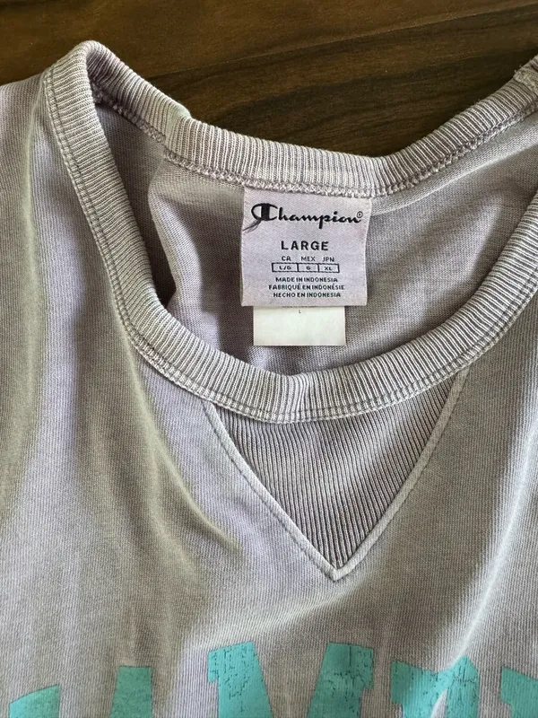 Men’s lavender champion tee  - Image 3