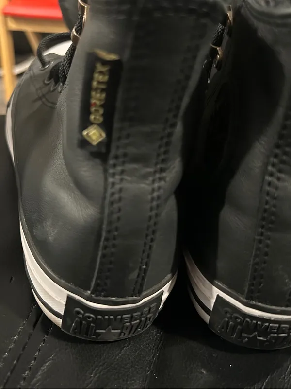 Converse Black and White Unisex Sneakers with Faux Fur - Image 4