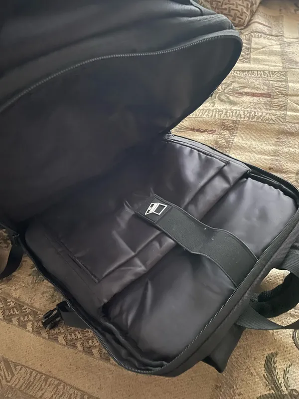 Large travel carry on backpack with suction section Black - Image 3