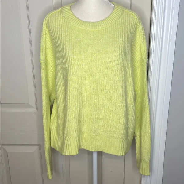 American Eagle Bright Citron Crewneck Sweater Yellow Sz M - Image 2