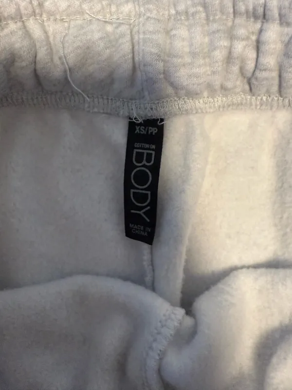 Shorts - Image 2