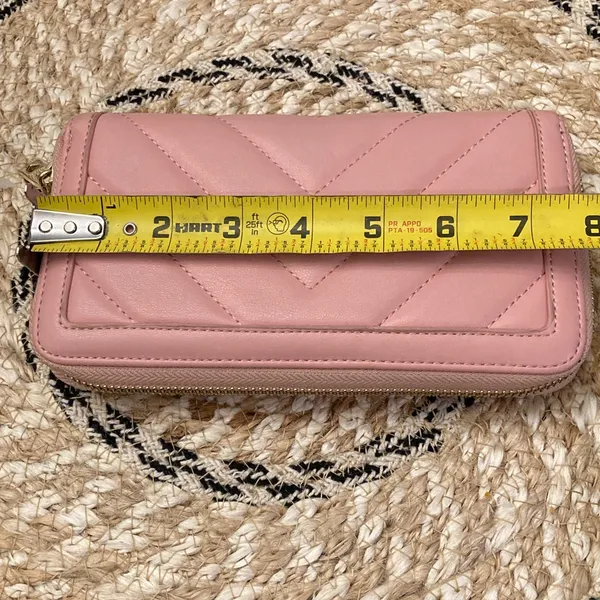 Love‎ Moschino Pink Quilted Heart Zip Around Wallet - Image 6