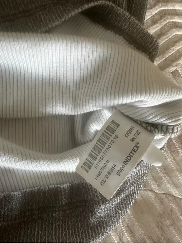 Zara women Metallic Silver Crew Neck T-Shirt - Image 8