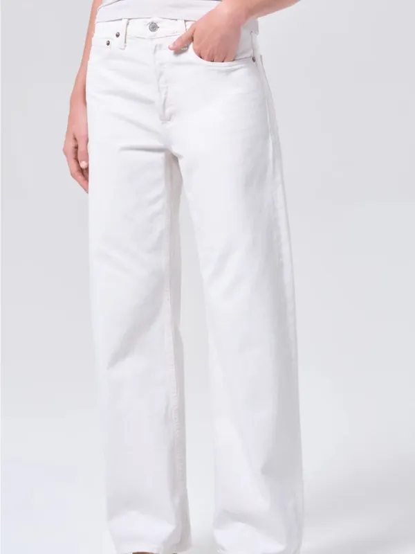 Agolde Wide-Leg Flare Jeans in Off-White - Image 3