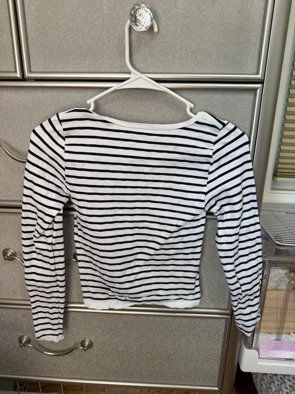 striped shirt - Image 2