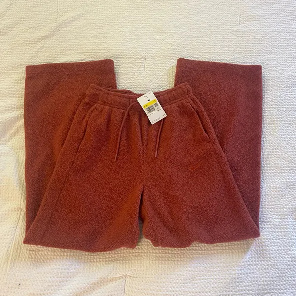 Nike women’s plush teddy fleece Sherpa cozy fall winter wide leg pants - Image 6