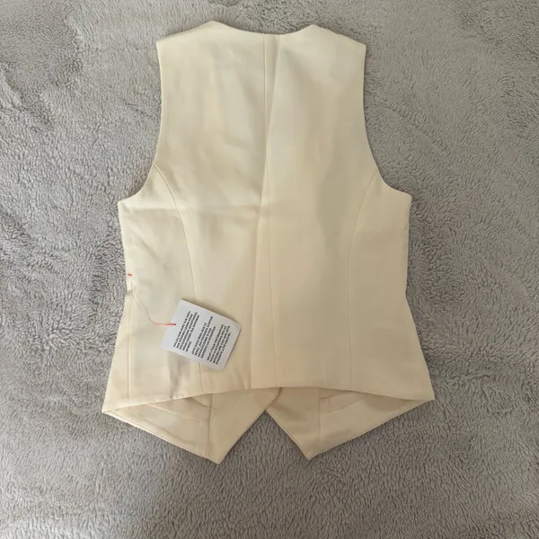 ASOS Design Off White Vest - Image 3