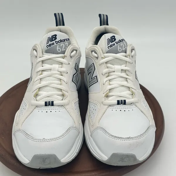 Size 10 Women’s - New Balance 623v3 White Grey W - Image 2