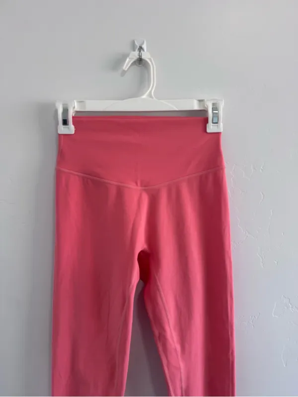 Acta seamless leggings size small - Image 2