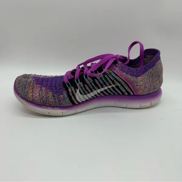 Nike Women's Multicolor Knit Sneakers size 8.5 - Image 5