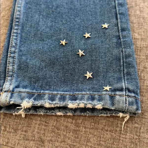 Zara‎ women's Star-Studded Denim Jeans - Image 4