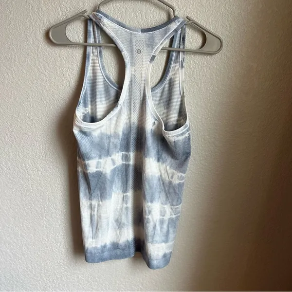 Lululemon Swiftly Tech Tank Blue Tie Dye - Image 7