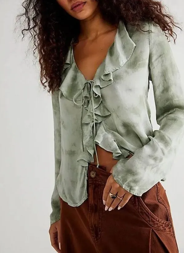 Free People New Women’s Lyocell Tie Front Blouse, Size M New w/Tag Retail $128 - Image 2