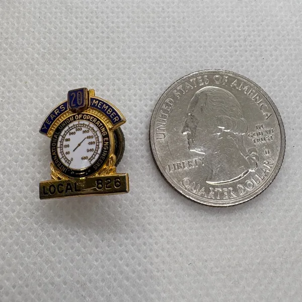Vintage IUOE Local 826 20 Year Member Pin‎ Bastian Bros Gold Tone Enamel Union - Image 4