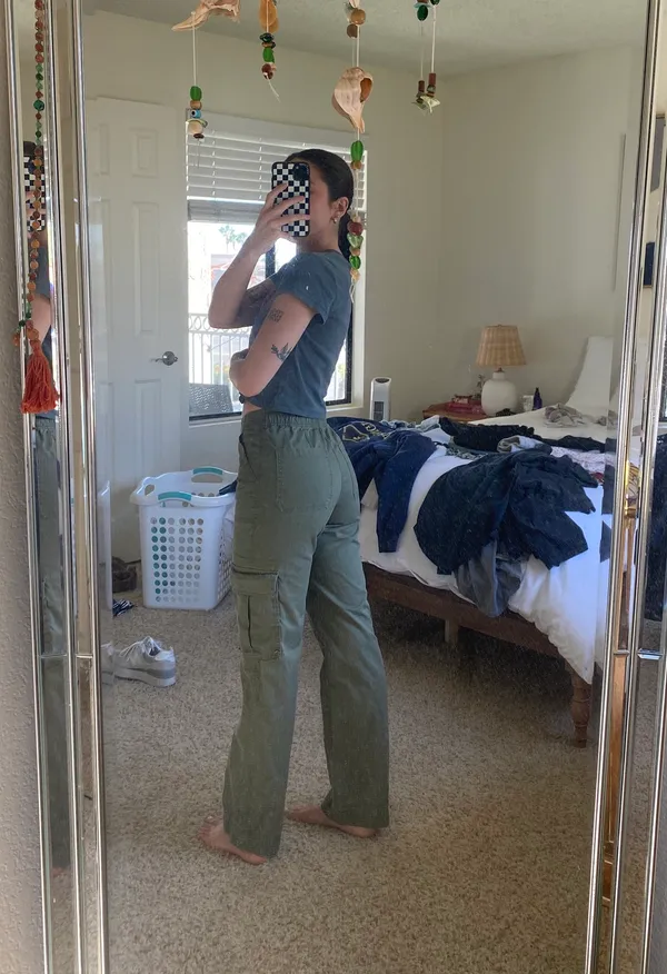 Abercrombie Cargo Pants - Image 4
