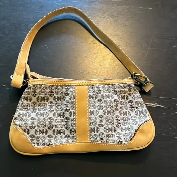 Timberland Vintage purse with leather accents. Brass accents. Zip closure. - Image 2
